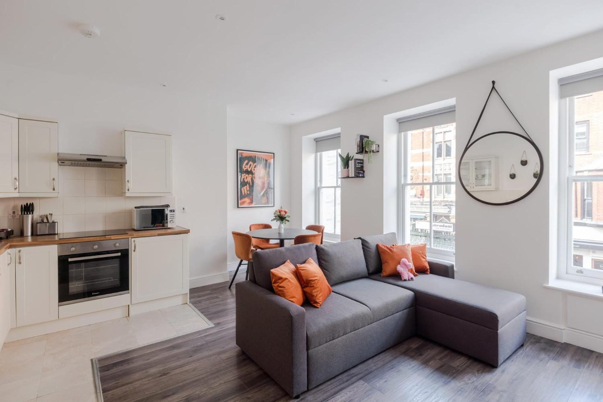 The Flirty Chambers - Fitzrovia - By Frankie Says *